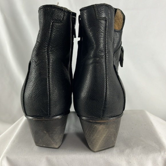 Roda Italian-Made Witchy Black Leather Boots w/ Geometric Wooden Block Heels - Picture 7 of 16
